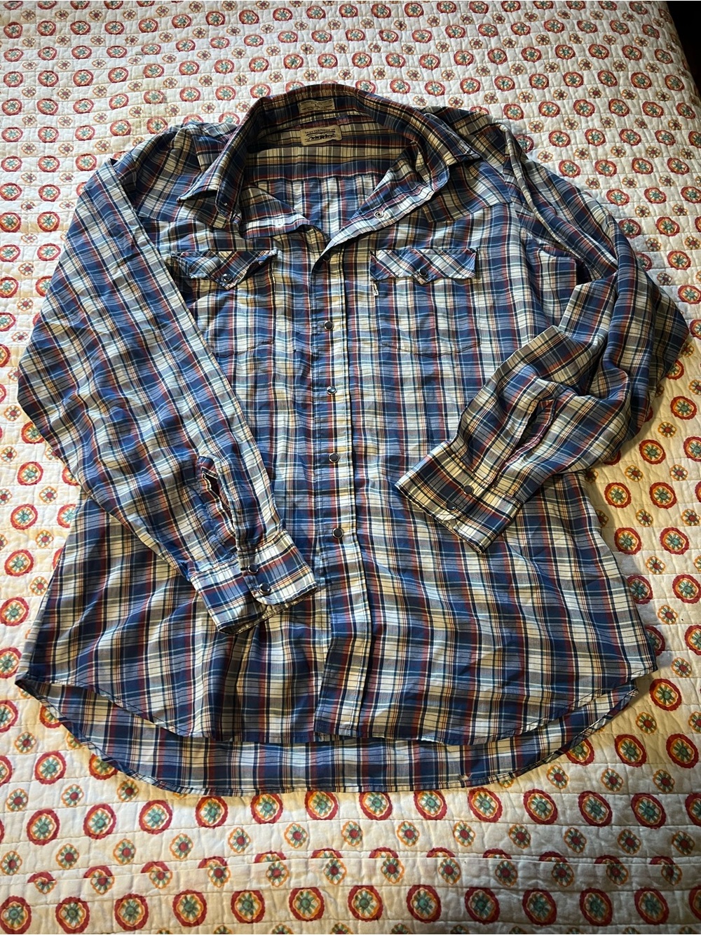 Vintage 80s Levi’s Plaid Long Sleeve Snap Buttons Shirt size large